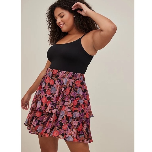 torrid Dresses & Skirts - Torrid 3 MINI CRINKLE LUREX TIERED SKIRT
